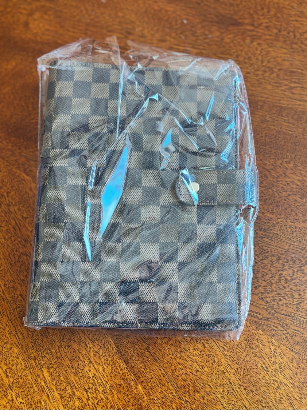 Tik Tok Checkerboard Pattern Compact  Organizer - Brown